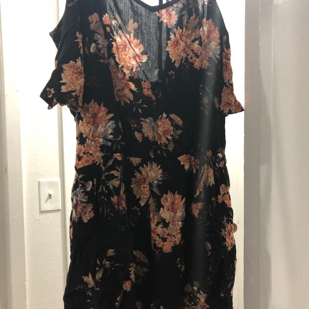 Tillys romper! Brand full tilt